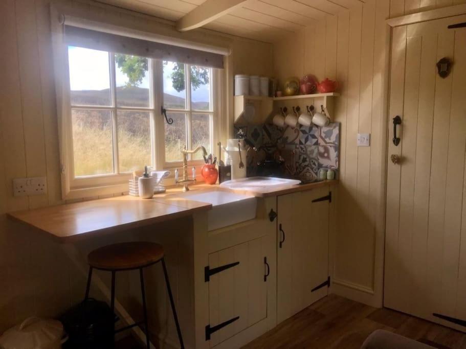 Appartamento The Humble Hut Wooler Esterno foto